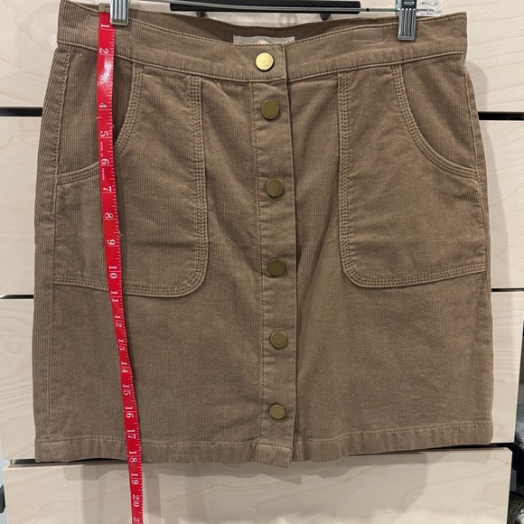 Tory Burch Tan Button-Front Mini Skirt - Picture 4 of 5